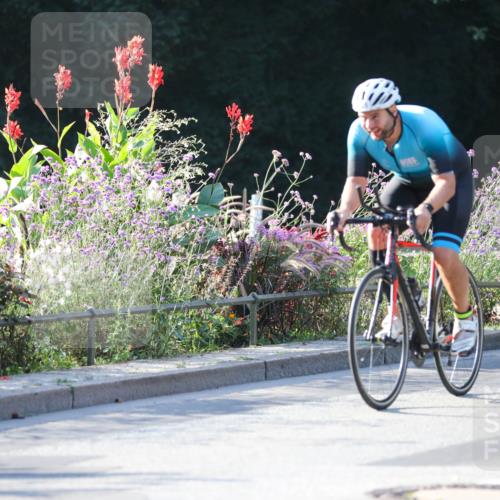 08.09.2024 - Stadtparktriathlon Zöllner http://msf.ph/oto/7014934 08.09.2024 09:23:23 Radfahren 98, 116, 125 meine-sportfotos.de