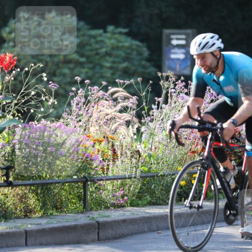 08.09.2024 - Stadtparktriathlon Zöllner http://msf.ph/oto/7014943 08.09.2024 09:23:24 Radfahren 98, 116, 125 meine-sportfotos.de