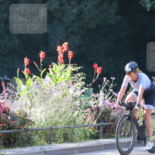 08.09.2024 - Stadtparktriathlon Zöllner http://msf.ph/oto/7014972 08.09.2024 09:24:58 Radfahren 92, 106, 144, 151 meine-sportfotos.de
