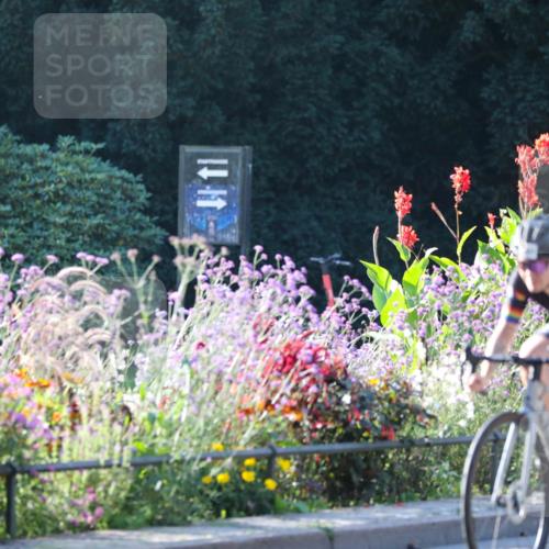 08.09.2024 - Stadtparktriathlon Zöllner http://msf.ph/oto/7015015 08.09.2024 09:25:11 Radfahren 101, 124, 140 meine-sportfotos.de
