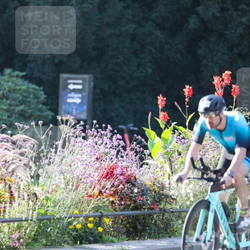 08.09.2024 - Stadtparktriathlon Zöllner http://msf.ph/oto/7015022 08.09.2024 09:25:12 Radfahren 101, 124, 140 meine-sportfotos.de