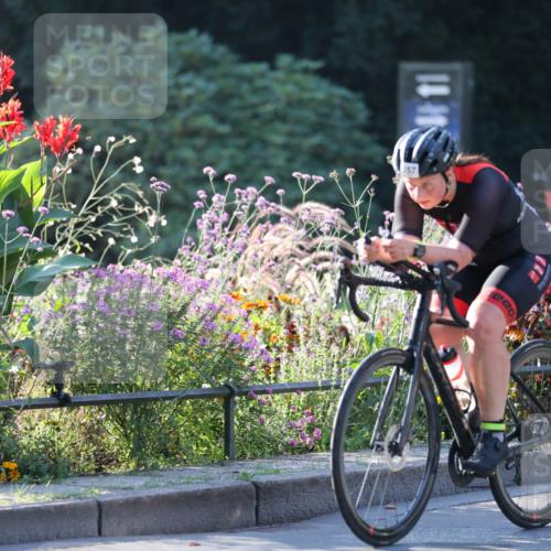 08.09.2024 - Stadtparktriathlon Zöllner http://msf.ph/oto/7015196 08.09.2024 09:26:21 Radfahren 126, 132, 138, 155, 157, 159, 171, 175 meine-sportfotos.de