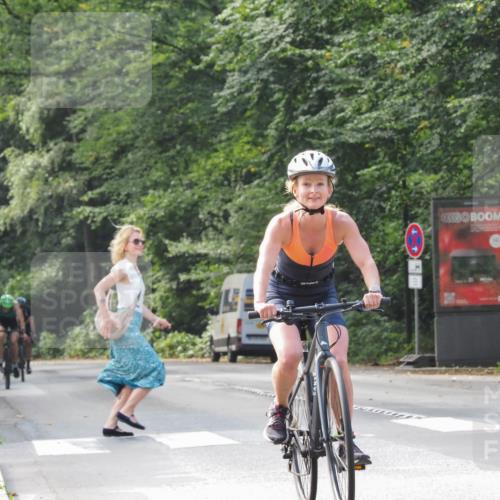 08.09.2024 - Stadtparktriathlon Zöllner http://msf.ph/oto/7015207 08.09.2024 12:20:29 Radfahren 756, 824, 829, 875 meine-sportfotos.de