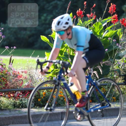 08.09.2024 - Stadtparktriathlon Zöllner http://msf.ph/oto/7015213 08.09.2024 09:26:23 Radfahren 126, 155, 157, 159, 171, 175 meine-sportfotos.de