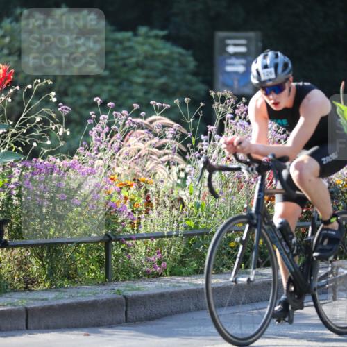 08.09.2024 - Stadtparktriathlon Zöllner http://msf.ph/oto/7015222 08.09.2024 09:26:27 Radfahren 126, 155, 171, 175, 176 meine-sportfotos.de