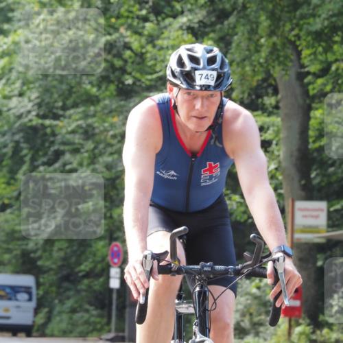 08.09.2024 - Stadtparktriathlon Zöllner http://msf.ph/oto/7015269 08.09.2024 12:20:44 Radfahren 749, 782, 784, 940 meine-sportfotos.de