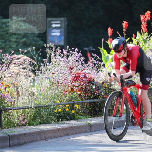 08.09.2024 - Stadtparktriathlon Zöllner http://msf.ph/oto/7015327 08.09.2024 09:27:21 Radfahren 113, 145 meine-sportfotos.de