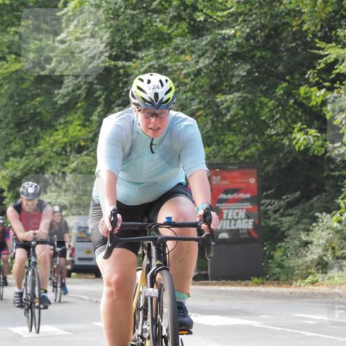 08.09.2024 - Stadtparktriathlon Zöllner http://msf.ph/oto/7015356 08.09.2024 12:20:56 Radfahren 767, 782, 884, 892, 912, 924, 926, 927 meine-sportfotos.de