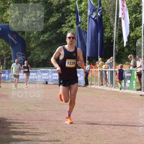 08.09.2024 - Airport Race Strokosch-Dieckow http://msf.ph/oto/7015417 08.09.2024 12:06:35 Ziel 1228, 2807, 2868 meine-sportfotos.de