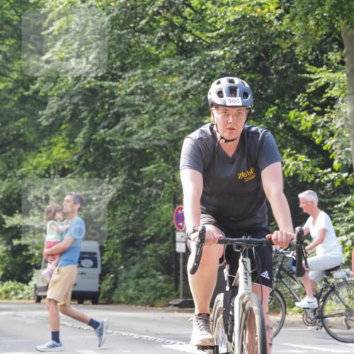 08.09.2024 - Stadtparktriathlon Zöllner http://msf.ph/oto/7015427 08.09.2024 12:21:19 Radfahren 864, 865, 905 meine-sportfotos.de