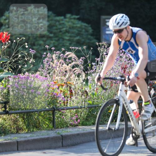 08.09.2024 - Stadtparktriathlon Zöllner http://msf.ph/oto/7015580 08.09.2024 09:28:39 Radfahren 52, 103, 143 meine-sportfotos.de