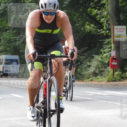 08.09.2024 - Stadtparktriathlon Zöllner http://msf.ph/oto/7015593 08.09.2024 12:22:13 Radfahren 820, 883, 900, 904, 930 meine-sportfotos.de