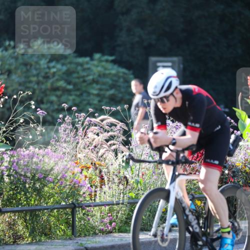08.09.2024 - Stadtparktriathlon Zöllner http://msf.ph/oto/7015619 08.09.2024 09:29:37 Radfahren 94, 108, 123 meine-sportfotos.de