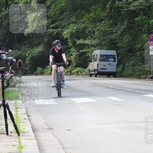08.09.2024 - Stadtparktriathlon Zöllner http://msf.ph/oto/7015631 08.09.2024 12:22:15 Radfahren 820, 883, 900, 904, 930 meine-sportfotos.de