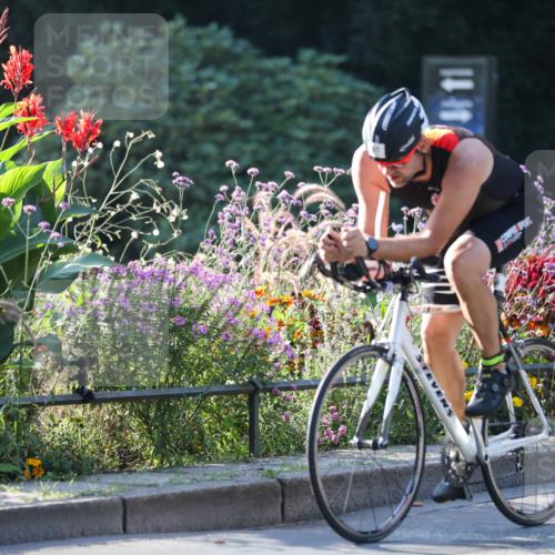 08.09.2024 - Stadtparktriathlon Zöllner http://msf.ph/oto/7015743 08.09.2024 09:31:01 Radfahren 97, 174, 178 meine-sportfotos.de