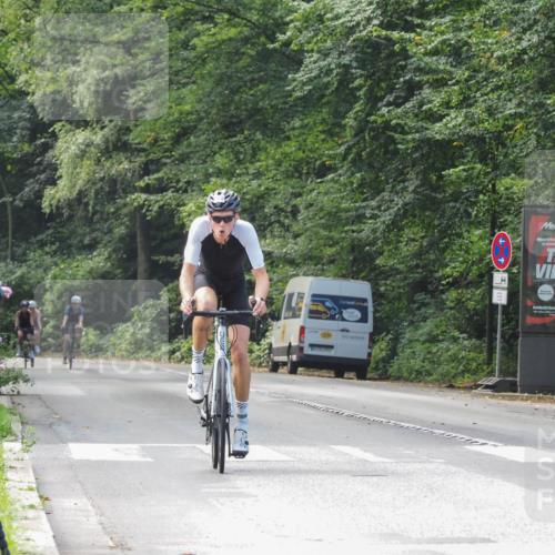 08.09.2024 - Stadtparktriathlon Zöllner http://msf.ph/oto/7015826 08.09.2024 12:23:14 Radfahren 770 meine-sportfotos.de