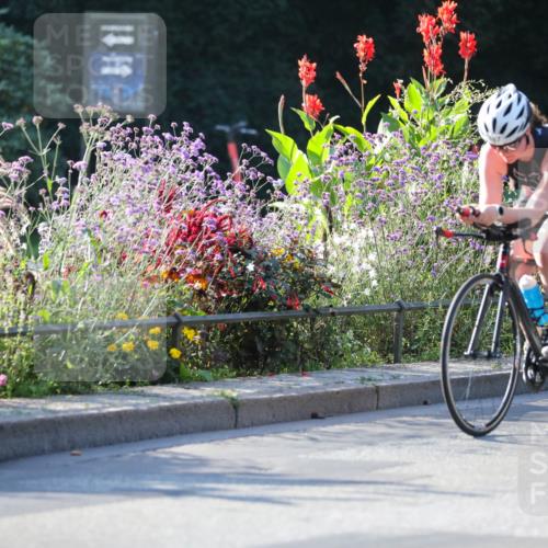 08.09.2024 - Stadtparktriathlon Zöllner http://msf.ph/oto/7015893 08.09.2024 09:33:17 Radfahren 167 meine-sportfotos.de