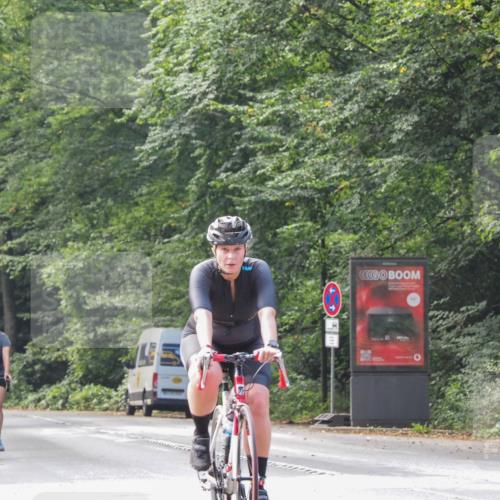 08.09.2024 - Stadtparktriathlon Zöllner http://msf.ph/oto/7015942 08.09.2024 12:23:50 Radfahren 831, 842, 849, 889, 911, 915, 934, 937, 938 meine-sportfotos.de