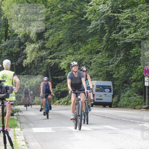 08.09.2024 - Stadtparktriathlon Zöllner http://msf.ph/oto/7015958 08.09.2024 12:23:52 Radfahren 805, 831, 833, 849, 889, 911, 915, 934, 937, 938 meine-sportfotos.de