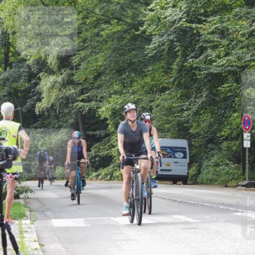 08.09.2024 - Stadtparktriathlon Zöllner http://msf.ph/oto/7015960 08.09.2024 12:23:52 Radfahren 805, 831, 833, 849, 889, 911, 915, 934, 937, 938 meine-sportfotos.de