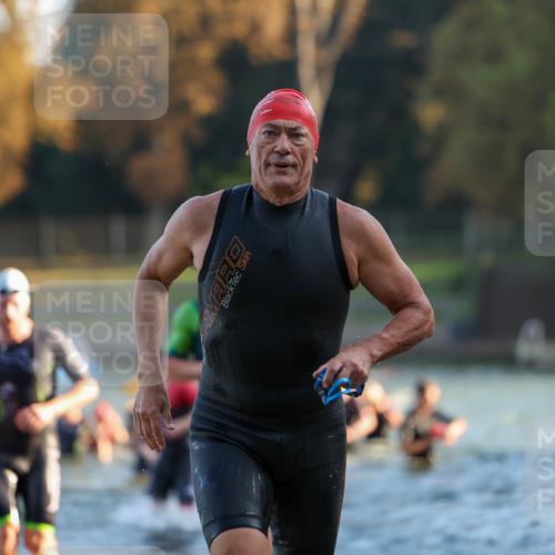 08.09.2024 - Stadtparktriathlon Michael Strokosch http://msf.ph/oto/7015976 08.09.2024 08:47:52 Schwimmen 21, 23, 28, 30, 35, 41, 45, 54, 63, 72, 74, 76, 85 meine-sportfotos.de