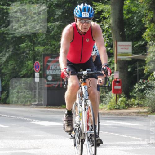 08.09.2024 - Stadtparktriathlon Zöllner http://msf.ph/oto/7016031 08.09.2024 12:24:35 Radfahren 737, 806 meine-sportfotos.de