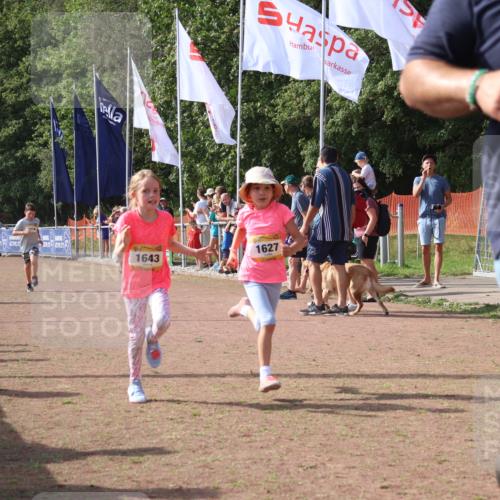 08.09.2024 - Airport Race Strokosch-Dieckow http://msf.ph/oto/7016104 08.09.2024 11:32:10 Ziel 1627, 1643, 1757, 1759 meine-sportfotos.de