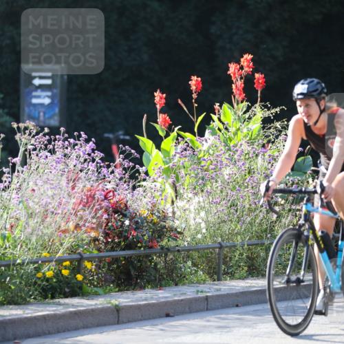 08.09.2024 - Stadtparktriathlon Zöllner http://msf.ph/oto/7016138 08.09.2024 09:36:04 Radfahren 143 meine-sportfotos.de