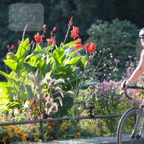 08.09.2024 - Stadtparktriathlon Zöllner http://msf.ph/oto/7016147 08.09.2024 09:36:04 Radfahren 143 meine-sportfotos.de