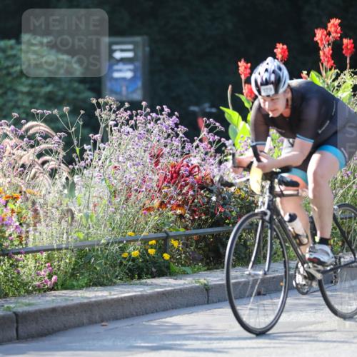 08.09.2024 - Stadtparktriathlon Zöllner http://msf.ph/oto/7016278 08.09.2024 09:37:48 Radfahren 160, 174, 179 meine-sportfotos.de