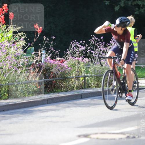 08.09.2024 - Stadtparktriathlon Zöllner http://msf.ph/oto/7016356 08.09.2024 09:38:24 Radfahren 131, 144 meine-sportfotos.de