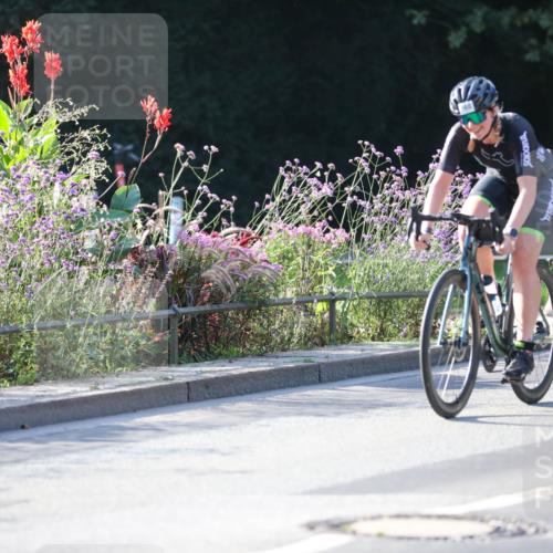 08.09.2024 - Stadtparktriathlon Zöllner http://msf.ph/oto/7016833 08.09.2024 09:42:20 Radfahren 159, 168 meine-sportfotos.de