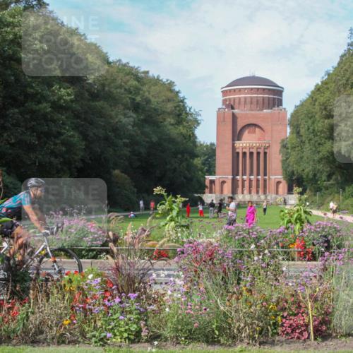 08.09.2024 - Stadtparktriathlon Zöllner http://msf.ph/oto/7016860 08.09.2024 11:51:32 Radfahren 586, 589, 686, 701, 702 meine-sportfotos.de