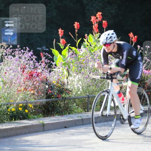08.09.2024 - Stadtparktriathlon Zöllner http://msf.ph/oto/7016923 08.09.2024 09:43:02 Radfahren 161, 166, 180 meine-sportfotos.de