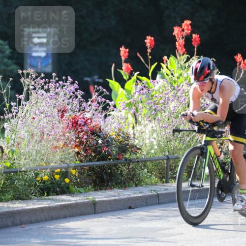 08.09.2024 - Stadtparktriathlon Zöllner http://msf.ph/oto/7016938 08.09.2024 09:43:06 Radfahren 161 meine-sportfotos.de