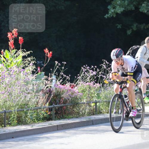 08.09.2024 - Stadtparktriathlon Zöllner http://msf.ph/oto/7016976 08.09.2024 09:43:31 Radfahren 141, 162 meine-sportfotos.de