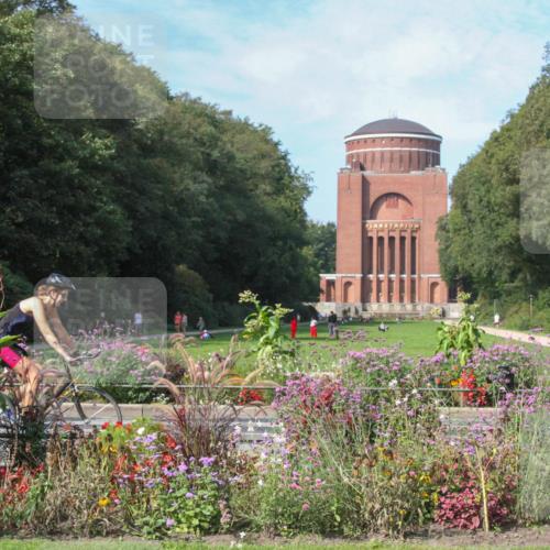 08.09.2024 - Stadtparktriathlon Zöllner http://msf.ph/oto/7016982 08.09.2024 11:51:50 Radfahren 609, 680, 695, 705, 744 meine-sportfotos.de