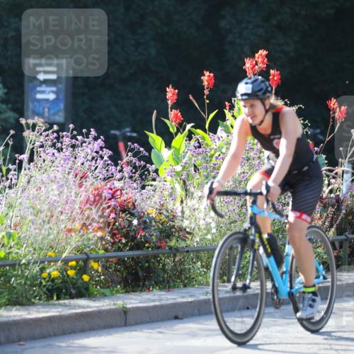 08.09.2024 - Stadtparktriathlon Zöllner http://msf.ph/oto/7017013 08.09.2024 09:43:43 Radfahren 143, 150 meine-sportfotos.de