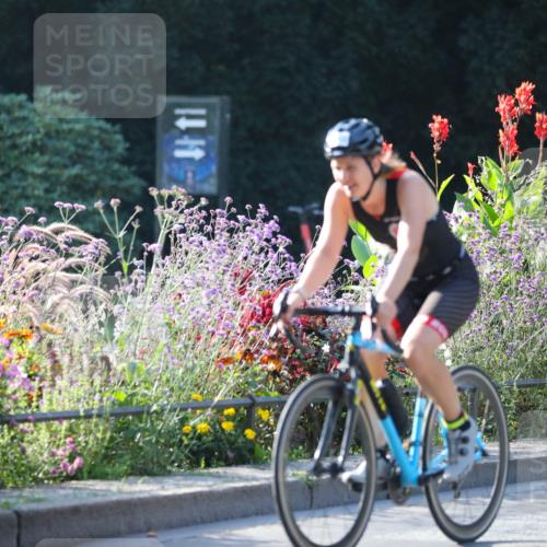 08.09.2024 - Stadtparktriathlon Zöllner http://msf.ph/oto/7017016 08.09.2024 09:43:43 Radfahren 143, 150 meine-sportfotos.de