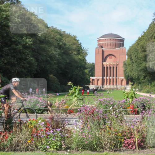 08.09.2024 - Stadtparktriathlon Zöllner http://msf.ph/oto/7017020 08.09.2024 11:52:02 Radfahren 681, 694, 735, 747 meine-sportfotos.de