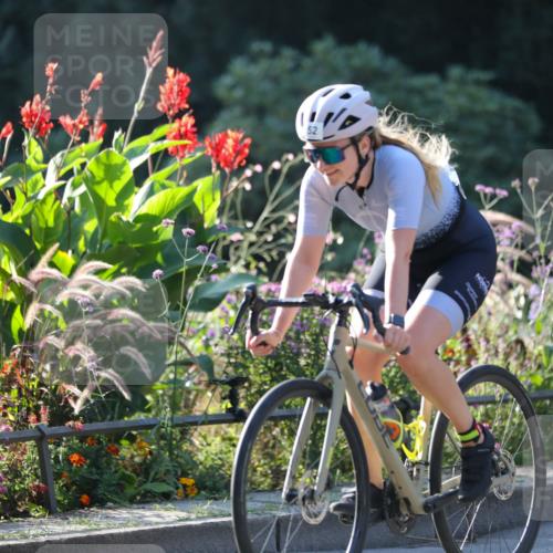 08.09.2024 - Stadtparktriathlon Zöllner http://msf.ph/oto/7017055 08.09.2024 09:44:05 Radfahren 52 meine-sportfotos.de
