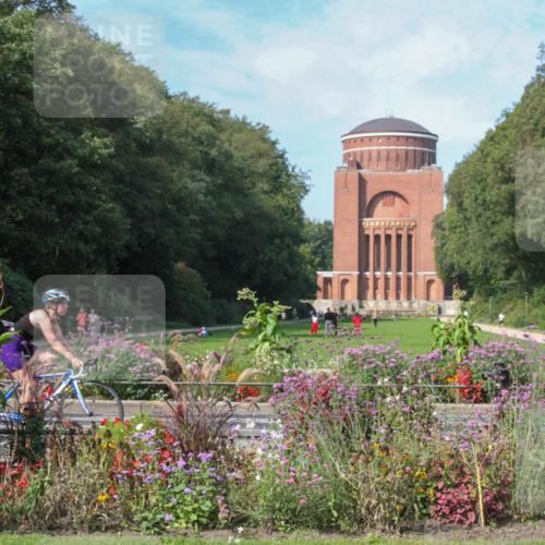 08.09.2024 - Stadtparktriathlon Zöllner http://msf.ph/oto/7017075 08.09.2024 11:52:19 Radfahren 644, 679 meine-sportfotos.de