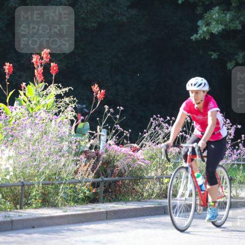 08.09.2024 - Stadtparktriathlon Zöllner http://msf.ph/oto/7017089 08.09.2024 09:53:55 Radfahren 198, 214 meine-sportfotos.de