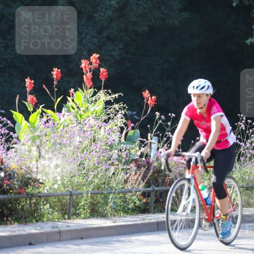 08.09.2024 - Stadtparktriathlon Zöllner http://msf.ph/oto/7017092 08.09.2024 09:53:56 Radfahren 198, 214 meine-sportfotos.de