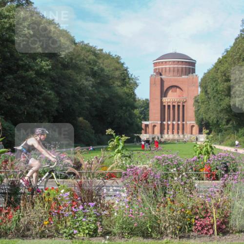 08.09.2024 - Stadtparktriathlon Zöllner http://msf.ph/oto/7017097 08.09.2024 11:52:33 Radfahren 641, 671 meine-sportfotos.de