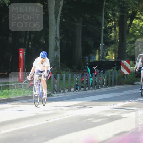 08.09.2024 - Stadtparktriathlon Zöllner http://msf.ph/oto/7017116 08.09.2024 09:54:16 Radfahren 182, 186, 192, 206, 237, 238, 244 meine-sportfotos.de