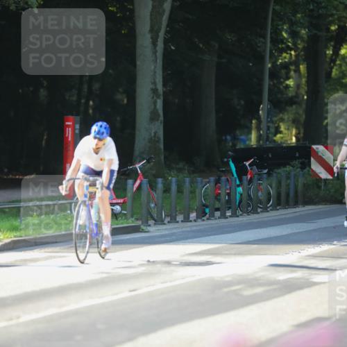 08.09.2024 - Stadtparktriathlon Zöllner http://msf.ph/oto/7017125 08.09.2024 09:54:16 Radfahren 182, 186, 192, 206, 237, 238, 244 meine-sportfotos.de