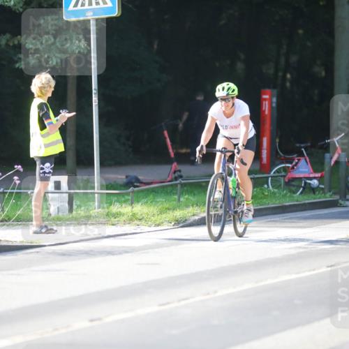 08.09.2024 - Stadtparktriathlon Zöllner http://msf.ph/oto/7017154 08.09.2024 09:54:22 Radfahren 186, 192, 195, 206, 228, 238, 244 meine-sportfotos.de