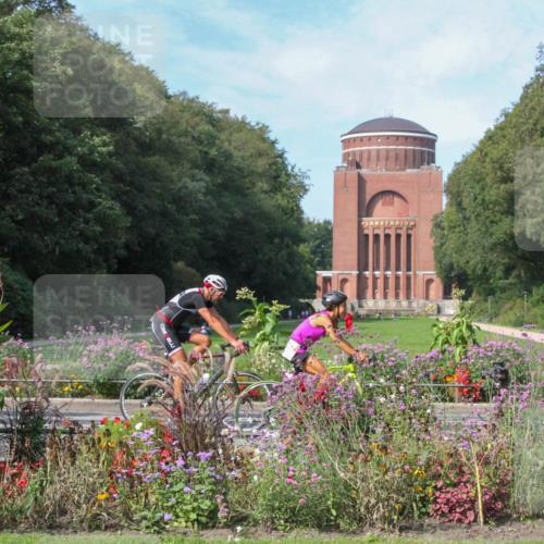 08.09.2024 - Stadtparktriathlon Zöllner http://msf.ph/oto/7017192 08.09.2024 11:53:03 Radfahren 570, 647, 668, 676, 728 meine-sportfotos.de