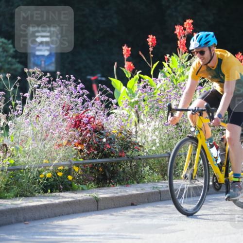 08.09.2024 - Stadtparktriathlon Zöllner http://msf.ph/oto/7017206 08.09.2024 09:54:44 Radfahren 183, 221, 247 meine-sportfotos.de